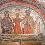 Первые изображения в катакомбах, где был изображен святой Януарий, относят к 6 веку