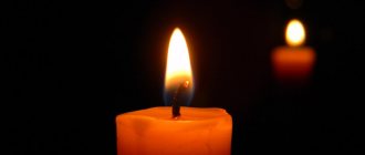 Свеча ставится для того, чтобы показать знак добровольной жертвы человека Богу и храму